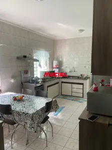 Casa com 3 Quartos à venda, 165m² no Vila Ester, São José dos Campos