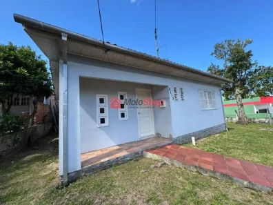 Casa com 2 Quartos para alugar, 60m² no Coloninha, Araranguá