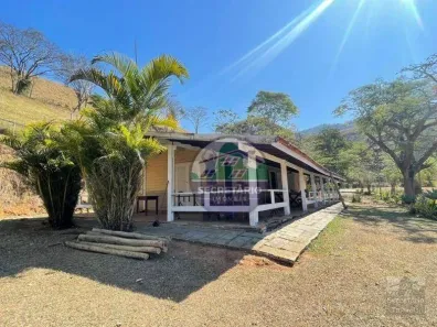 Casa com 4 Quartos à venda, 200m² no , Areal