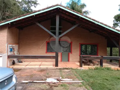 Fazenda/Sítio com 5 Quartos à venda, 1000m² no Botujuru, Mogi das Cruzes