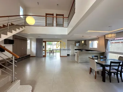 Casa com 3 Quartos à venda, 227m² no Itacorubi, Florianópolis