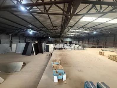 Galpão/Depósito/Armazém para alugar, 3700m² no Vila Industrial, Bauru