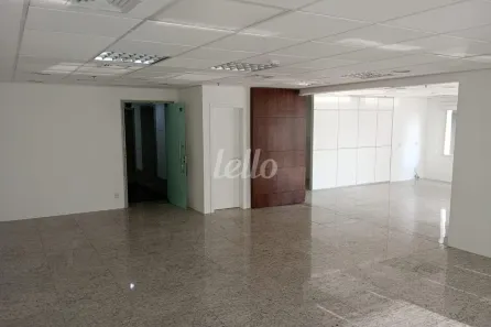 Sala Comercial para alugar, 100m² no Consolação, São Paulo