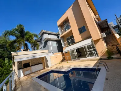 Casa de Condomínio com 4 Quartos à venda, 251m² no Suru, Santana de Parnaíba