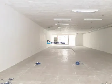 Galpão/Depósito/Armazém para alugar, 550m² no Indianópolis, São Paulo