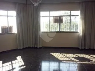 Casa com 3 Quartos à venda, 353m² no Parque Vitória, São Paulo