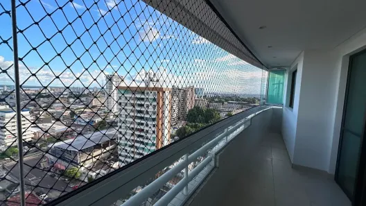 Apartamento com 3 Quartos para alugar, 133m² no Adrianópolis, Manaus