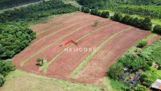 Fazenda/Sítio com 4 Quartos à venda, 14000000m² no Centro, Botucatu
