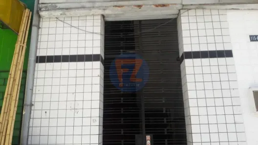 Kitnet com 1 Quarto para alugar, 30m² no Centro, Fortaleza