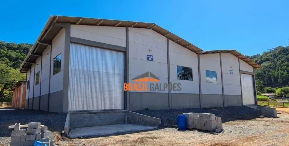Galpão/Depósito/Armazém para alugar, 750m² no Belchior Baixo, Gaspar