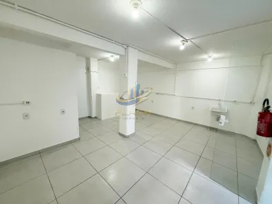 Sala Comercial para alugar, 35m² no Centro, Balneário Camboriú