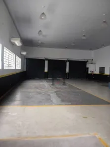 Ponto Comercial para alugar, 744m² no Saboó, Santos