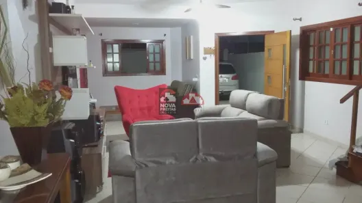 Sobrado com 3 Quartos à venda, 240m² no Jardim das Gaivotas, Caraguatatuba