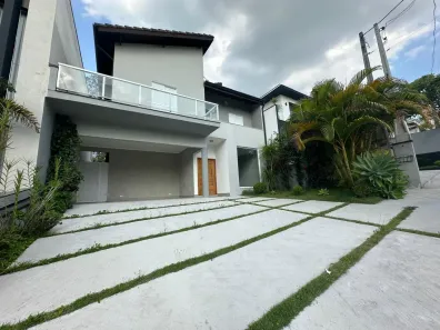 Casa de Condomínio com 3 Quartos à venda, 220m² no Mogi Moderno, Mogi das Cruzes
