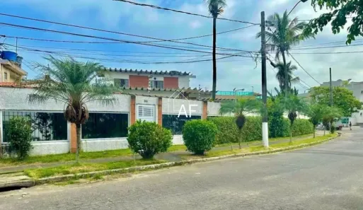 Casa com 3 Quartos à venda, 200m² no Enseada, Guarujá