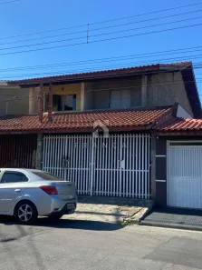 Casa com 3 Quartos para alugar, 175m² no Cidade Jardim, Jacareí