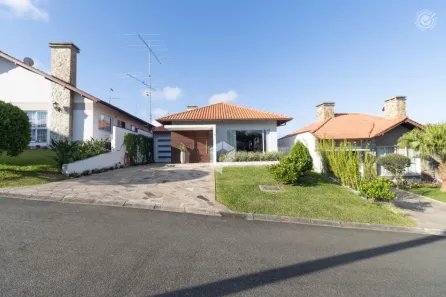 Casa de Condomínio com 4 Quartos à venda, 235m² no São Braz, Curitiba