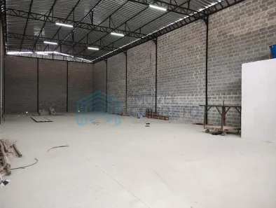 Galpão/Depósito/Armazém para alugar, 450m² no Vila Maria Helena, Duque de Caxias