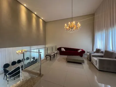 Sobrado com 4 Quartos para alugar, 300m² no Jardins Valência, Goiânia