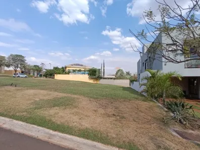 Lote/Terreno à venda, 557m² no Loteamento Santa Luisa, Ribeirão Preto