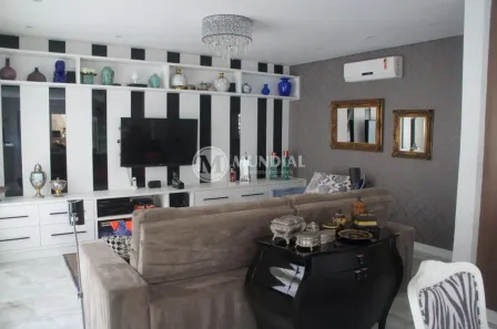 Casa com 4 Quartos à venda, 310m² no Centro, Balneário Camboriú