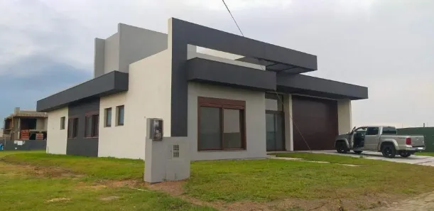 Casa com 4 Quartos à venda, 350m² no , Osório