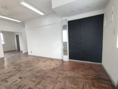 Sala Comercial à venda, 51m² no Passo da Areia, Porto Alegre