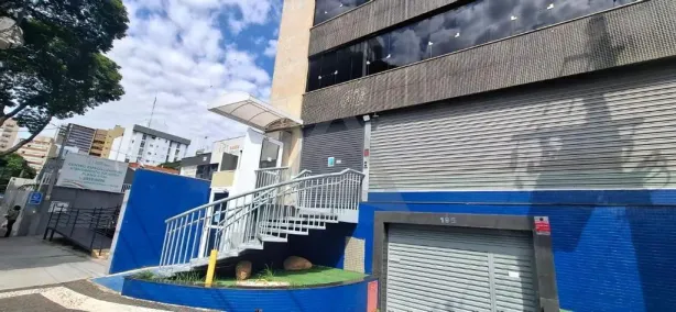 Prédio Comercial para alugar, 1800m² no Vila Itapura, Campinas