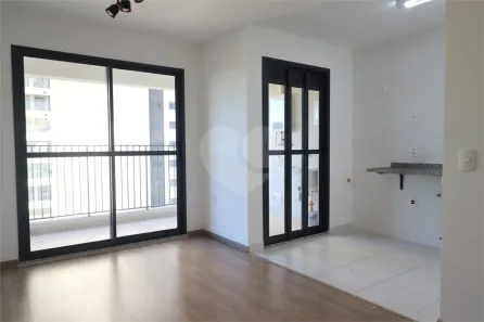Apartamento com 3 Quartos à venda, 67m² no Vila Anastácio, São Paulo