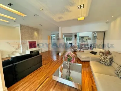 Sobrado com 4 Quartos à venda, 307m² no Vila Gumercindo, São Paulo