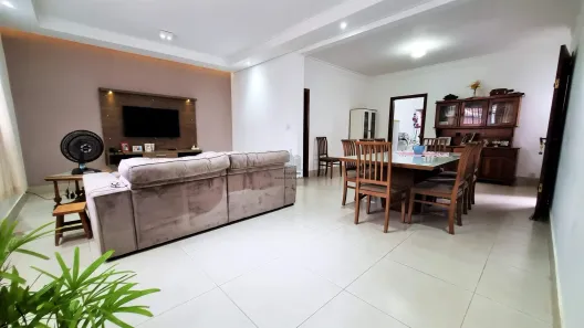 Casa com 4 Quartos à venda, 300m² no Jardim Magnólia, Campinas