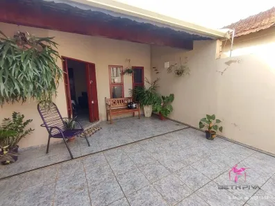Casa com 3 Quartos à venda, 233m² no Vila Hilsdorf, Leme