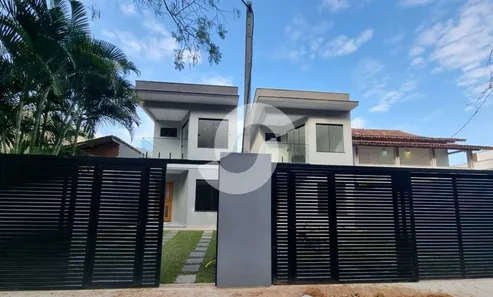Casa com 4 Quartos à venda, 240m² no Itaipu, Niterói
