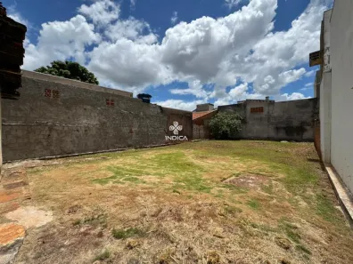 Lote/Terreno à venda, 330m² no Vila Aurora, Dourados