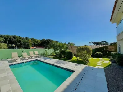 Casa com 4 Quartos à venda, 460m² no Vista Alegre, Curitiba