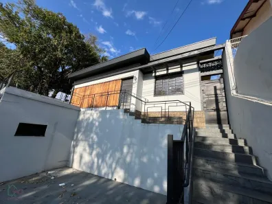Casa com 3 Quartos à venda, 259m² no Vila Santana, Valinhos