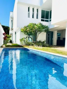 Casa de Condomínio com 3 Quartos para alugar, 384m² no Morada da Colina, Uberlândia