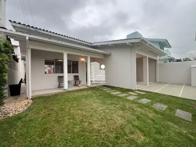 Casa com 3 Quartos à venda, 170m² no Itacorubi, Florianópolis