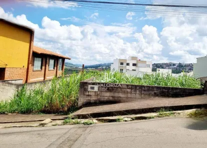 Lote/Terreno à venda, 730m² no Aeroporto, Juiz de Fora