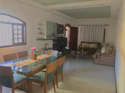 Sobrado com 3 Quartos à venda, 177m² no Jardim Uirá, São José dos Campos