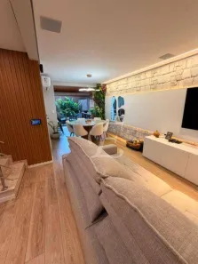 Casa com 3 Quartos à venda, 250m² no Vila Santos, São Paulo