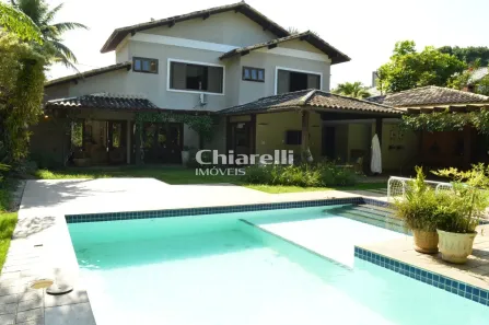 Casa de Condomínio com 5 Quartos à venda, 400m² no Piratininga, Niterói