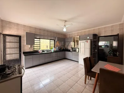 Casa com 2 Quartos à venda, 171m² no Parque Residencial Dom Lafayete Libanio, São José do Rio Preto