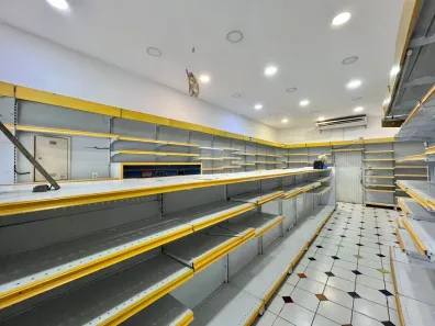 Ponto Comercial para alugar, 100m² no Embaré, Santos