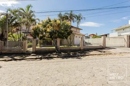Imóvel Comercial com 4 Quartos à venda, 160m² no Lagoa da Conceição, Florianópolis