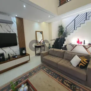 Casa com 5 Quartos à venda, 300m² no Interlagos, São Paulo