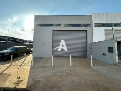 Galpão/Depósito/Armazém para alugar, 310m² no Custódio Pereira, Uberlândia