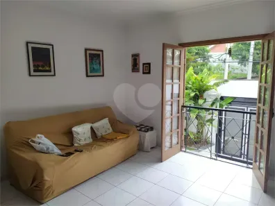 Sobrado com 4 Quartos à venda, 261m² no Jardim Prudência, São Paulo