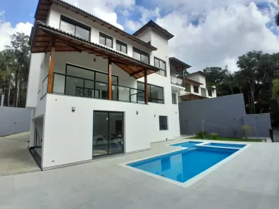 Casa de Condomínio com 3 Quartos à venda, 299m² no Caraguatá, Mairiporã