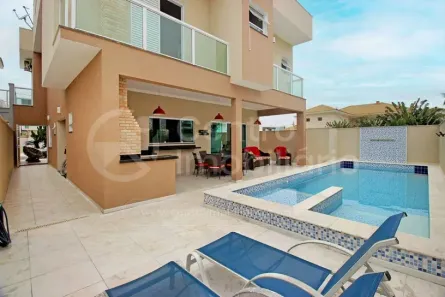 Casa de Condomínio com 5 Quartos à venda, 258m² no , Peruíbe
